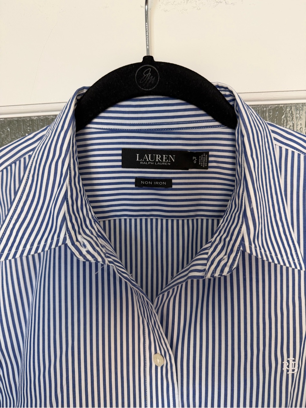 Lauren Ralph Lauren non iron button down shirt. 100% cotton. Size large. - Picture 2 of 3
